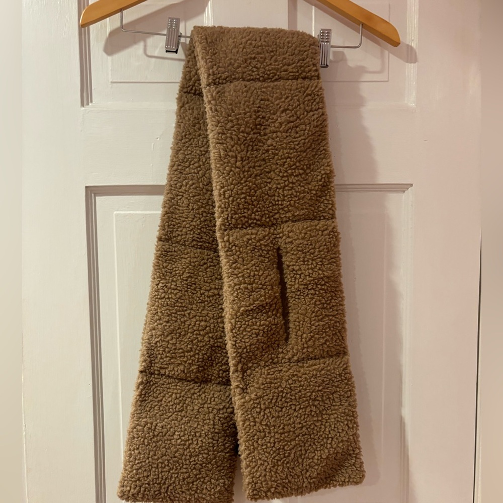 Lord and Taylor tan fuzzy scarf, puffy